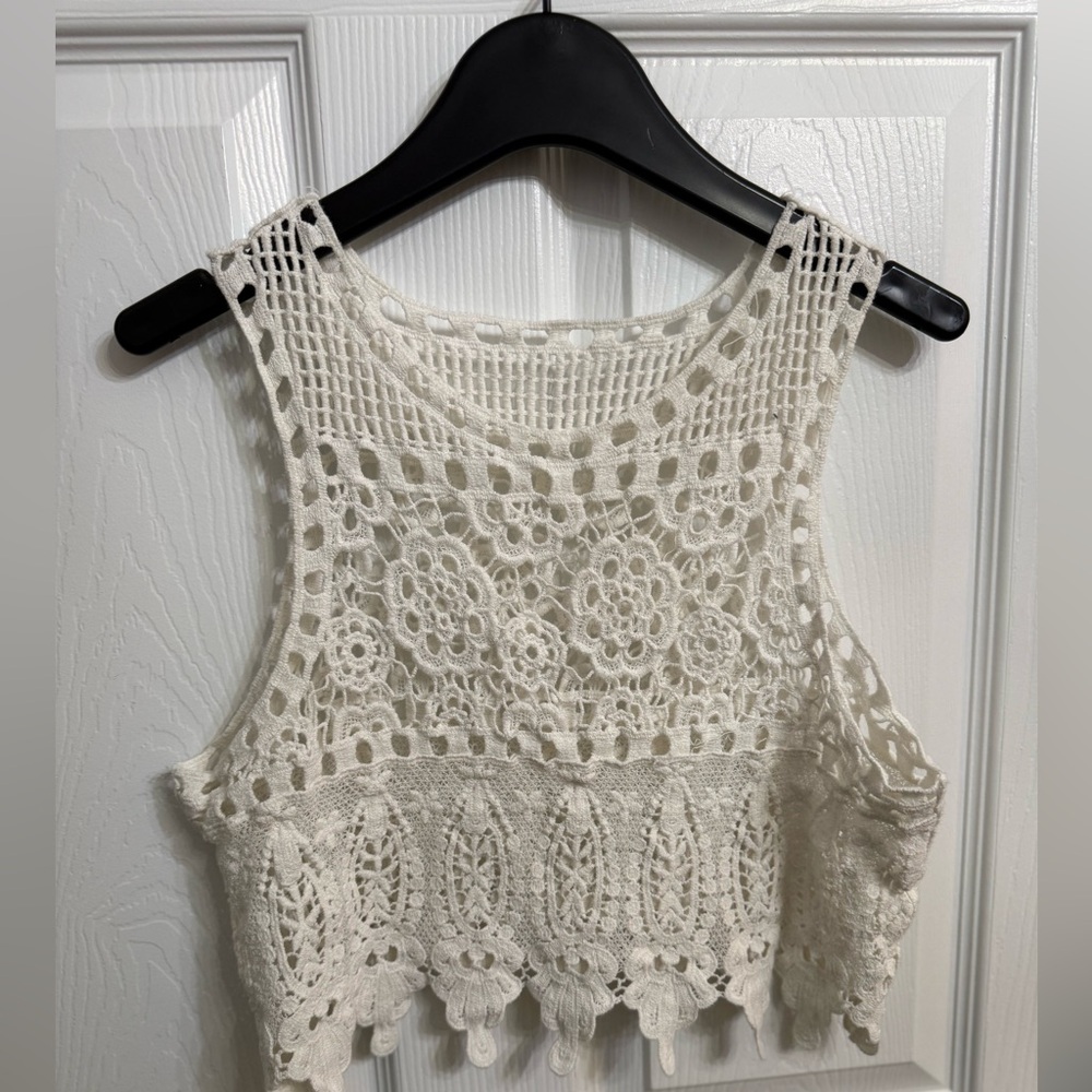 Crochet Lace Crop Top - White